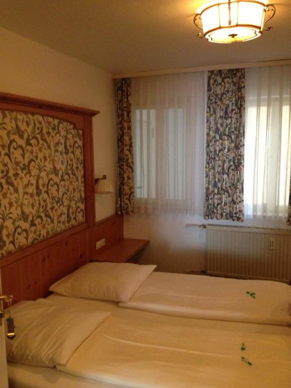 Hotel Goldener Hirsch Friedrichshafen Eksteriør bilde