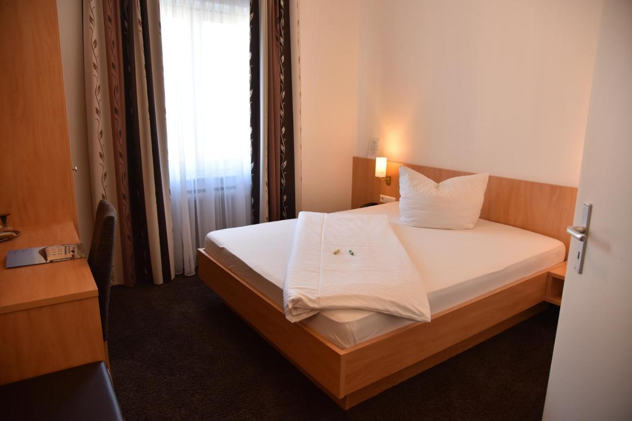 Hotel Goldener Hirsch Friedrichshafen Eksteriør bilde