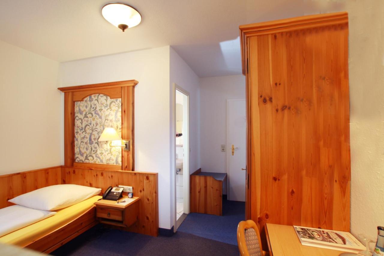 Hotel Goldener Hirsch Friedrichshafen Eksteriør bilde