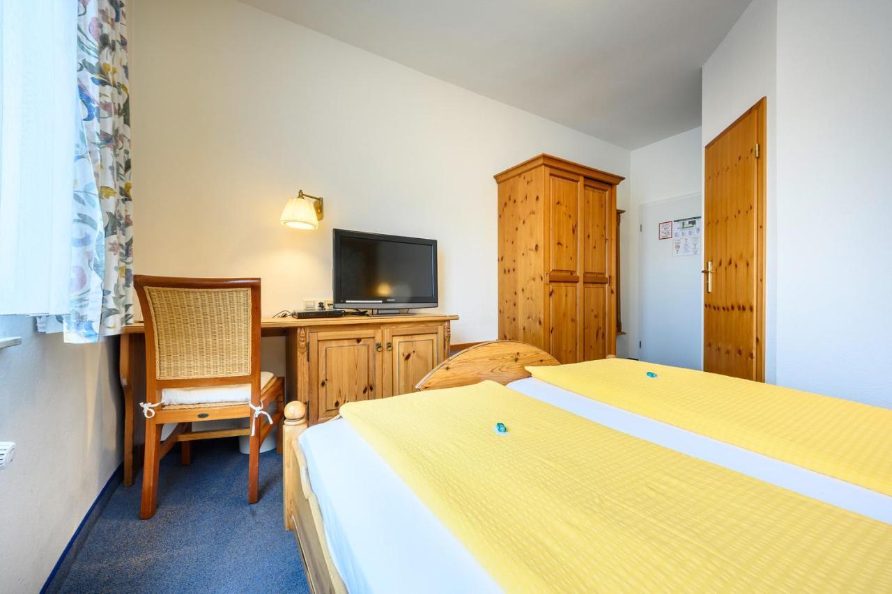 Hotel Goldener Hirsch Friedrichshafen Eksteriør bilde